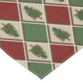 Pine Trees und Harlequin Tablecloth Tischdecke (Schrägansicht)
