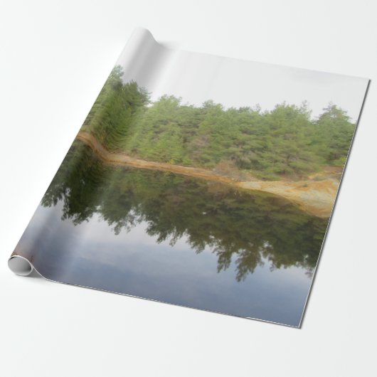 Pine Treflection Lake Geschenkpapier (Ungerollt)