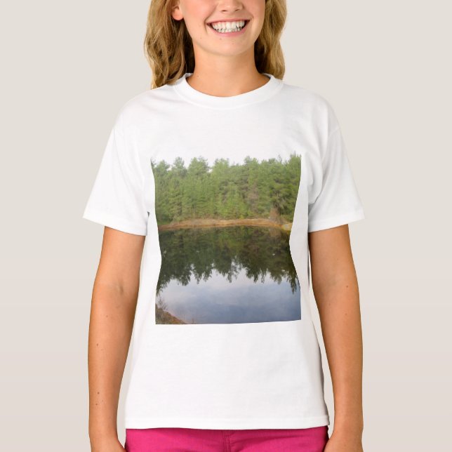 Pine Treflection Lake T-Shirt (Vorderseite)