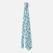 Pine Twigs and Red Berries Weihnachtsmuster Weiß Krawatte (Rückseite)