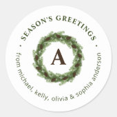 Pine Wreath Monogram Frohe Weihnachten Runder Aufkleber (Vorderseite)