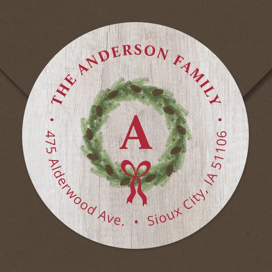 Pine Wreath Monogram Holiday Rücksendeadresse Runder Aufkleber