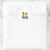 Pineapple Pizza Better Together Modern Graphic Des Runder Aufkleber (Tasche)