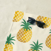Pineapple Punch Hero Klassisch Tropisch Strandtuch (Beispiel)