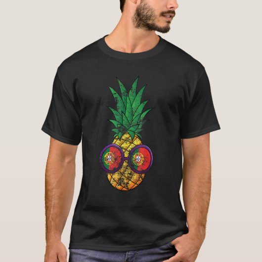 Pineapple Summer Retro Portugal Flag T-Shirt (Vorderseite)