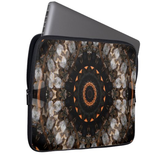 Pinecone Roulette... Laptopschutzhülle (Vorne Rechts)