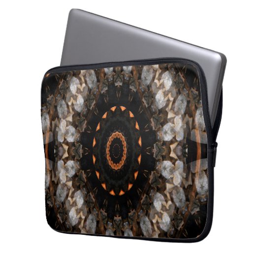 Pinecone Roulette... Laptopschutzhülle (Vorderseite Links)