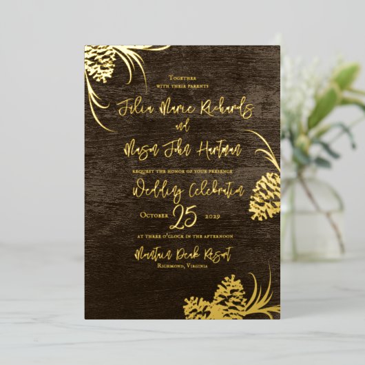 Pinecones und Barnholz Folieneinladung (Stehend vorne)