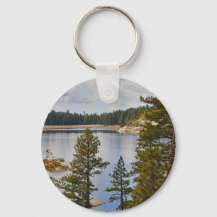 Pinecrest Lake California im August Schlüsselanhänger