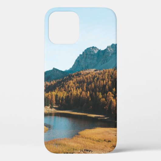 PINENBÄUME IN DER NÄHE DES SEES Case-Mate iPhone HÜLLE (Rückseite)