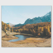 PINENBÄUME IN DER NÄHE DES SEES GESCHENKPAPIER (Flach)