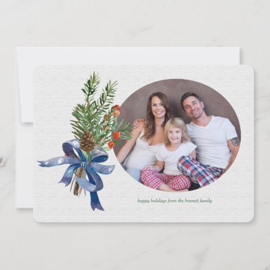 Pines Berries and Bow Holiday Foto Card Feiertagskarte (Vorderseite)