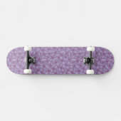 Pineywood Geranium Nahtloses Muster Skateboard (Horizontal)
