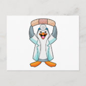 Pinguin als Arzt mit Plakat Postkarte (Vorderseite)