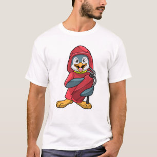 Pinguin als Feuerwehrmann mit Feuerlöscher T-Shirt
