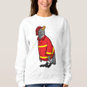 Pinguin als Feuerwehrmann mit Helmet Sweatshirt (Vorderseite)