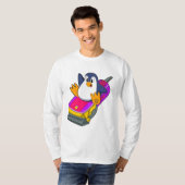 Pinguin als Friseur mit Razor T-Shirt (Vorne ganz)