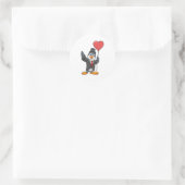 Pinguin als Groom mit Herz Ballon Runder Aufkleber (Tasche)