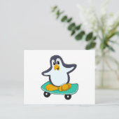 Pinguin als Skater auf Skateboard Postkarte (Stehend Vorderseite)