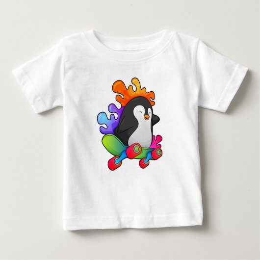 Pinguin als Skater mit Skateboard Baby T-shirt (Vorderseite)