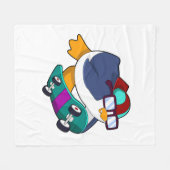 Pinguin als Skater mit Skateboard Fleecedecke (Vorderseite (Horizontal))