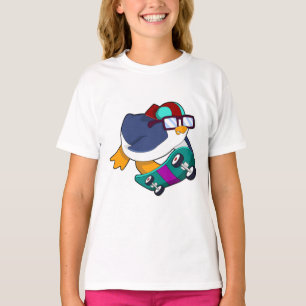 Pinguin als Skater mit Skateboard T-Shirt
