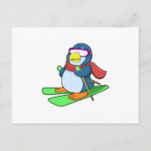 Pinguin als Skier mit Ski Scarf & Sonnenbrille Postkarte (Vorderseite)