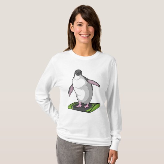 Pinguin als Snowboarder mit Snowboard T-Shirt (Vorne ganz)