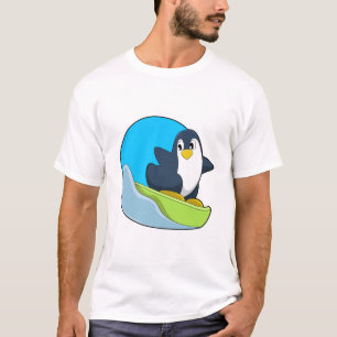 Pinguin als Snowboarder mit Sonowboard.PNG T-Shirt