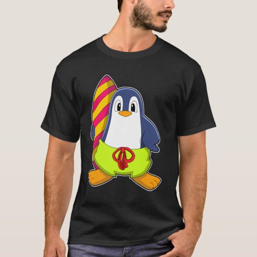 Pinguin als Surfer mit Surfbrett T-Shirt (Vorderseite)