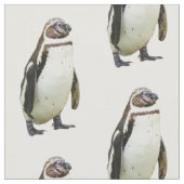 Pinguin auf Weiß Stoff (Nahaufnahme)