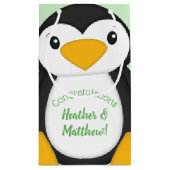 Pinguin Baby Dusche grün Kleine Geschenktüte (Rückseite)
