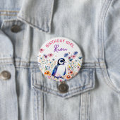 Pinguin bei Blume Geburtstagskinder Personalisiert Button (Beispiel)