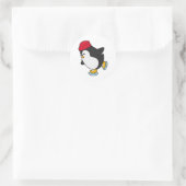 Pinguin bei Ice Skaten mit Hut Runder Aufkleber (Tasche)