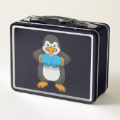 Pinguin beim Boxen mit Boxhandschuhen (Rückseite)