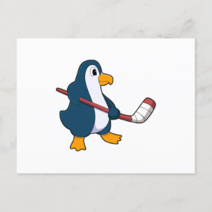 Pinguin beim Eishockey mit Eishockeyschläger Postkarte
