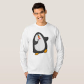 Pinguin beim Singen mit Mikrofon und Krawatte T-Shirt (Vorne ganz)