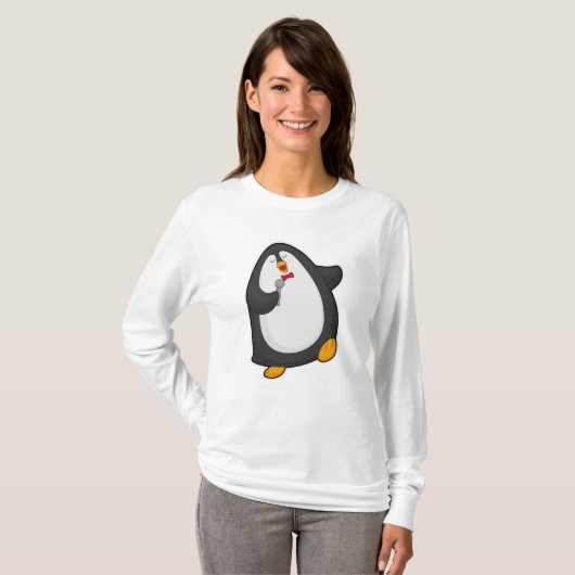 Pinguin beim Singen mit Mikrofon und Krawatte T-Shirt (Vorne ganz)