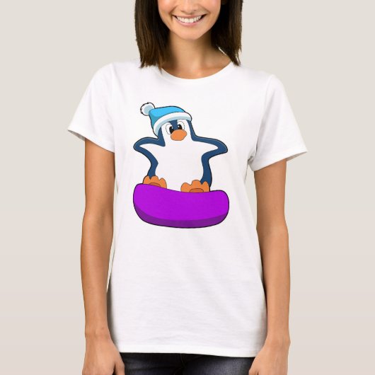 Pinguin beim Snowboarden mit Snowboard T-Shirt (Vorderseite)