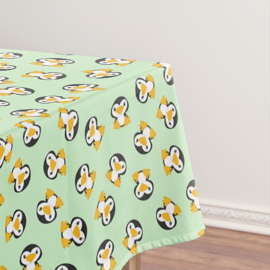 Pinguin Birthday Party Green Tischdecke (Beispiel)