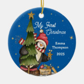 Pinguin Blue Background Baby's First Christmas Keramik Ornament (Vorne)