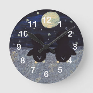 Pinguin by Moon Light Runde Wanduhr
