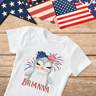 Pinguin Flag Haargummi und Feuerwerkskörper Person T-Shirt