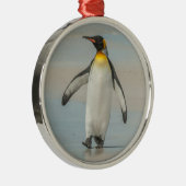 Pinguin geht am Strand Silbernes Ornament (Rechts)