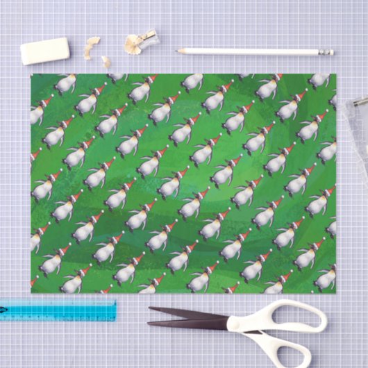 Pinguin in Weihnachtsmannmütze Pattern auf Grün Seidenpapier (Handwerk)