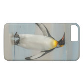 Pinguin läuft am Strand entlang Case-Mate iPhone Hülle (Rückseite (Horizontal))