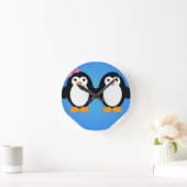 Pinguin-Liebe Runde Wanduhr (Zuhause)