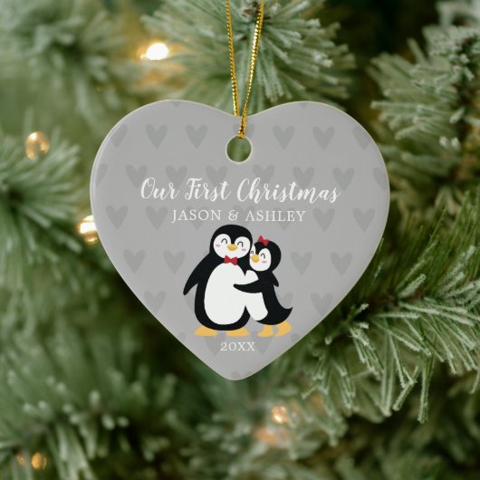 Pinguin Liebe Unsere ersten Weihnachten Keramik Ornament (Baum)