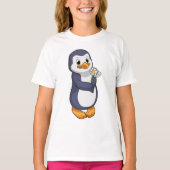 Pinguin mit Daisy T-Shirt (Vorderseite)