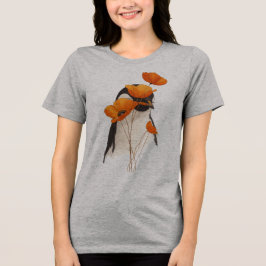 Pinguin mit orangefarbenen Mohnblumen Botanische K Tri-Blend Shirt